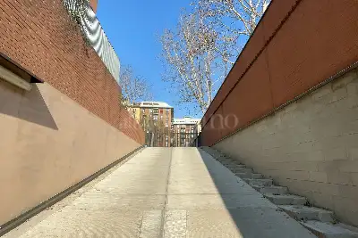 Box in vendita, Via Giambellino, Milano