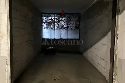 Box in vendita, Via Proust, Roma