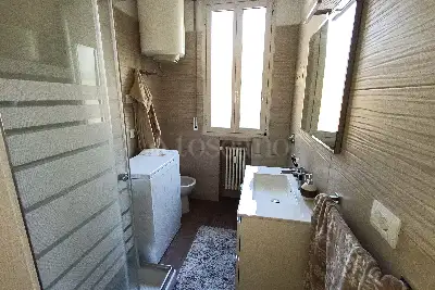 Casa in vendita, Via G. Garibaldi, Casalecchio di Reno