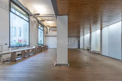 Loft in vendita, Viale Emilio Caldara, Milano