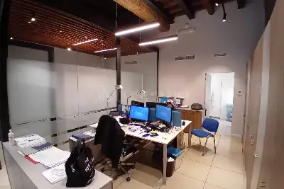 Negozio in vendita, Via dell'Archetto, Roma