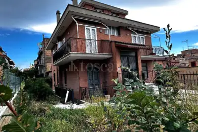 Casa in vendita, Via Pietro Castelli, Roma