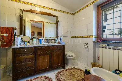 Villino a Schiera in vendita, Via della Giustiniana, Roma