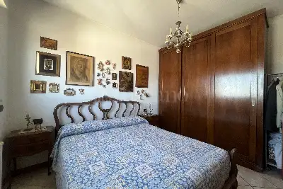 Casa in vendita, Piazza Tirana , Milano