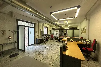 Laboratorio in vendita, Viale Cirene, Milano