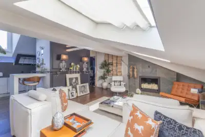 Casa in vendita, Via Bartolomeo Eustachi, Milano