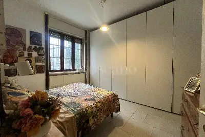 Casa in vendita, Via Angelo Bisi, Milano