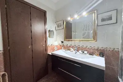 Casa in vendita, via remo la valle 3, Milano