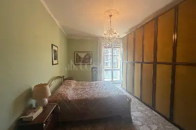 Casa in vendita, Piazzale Risorgimento Italiano, Modena