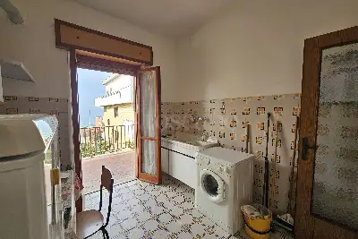 Casa in vendita, Via Svezia, Pomezia