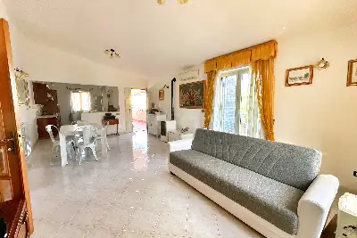 Villa in vendita, Via Armungia, Fiumicino