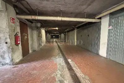 Box in vendita, Via Boves, Brescia