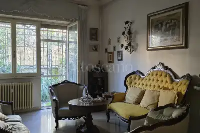 Casa in vendita, Via Meropia, Roma
