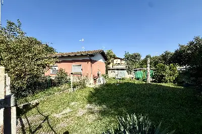 Casa Indipendente in vendita, Via Luigi Pirandello, Montichiari