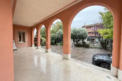 Villa in vendita, Via Cesare Battisti, Montichiari