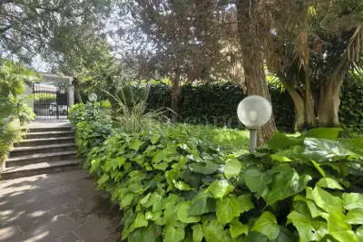 Casa in vendita, Via dei Salimbeni, Roma