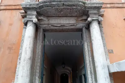 Casa in vendita, Piazza di SS Apostoli, Roma