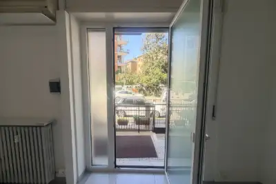 Negozio in affitto, Via Gian Carlo Camozzini, Verona