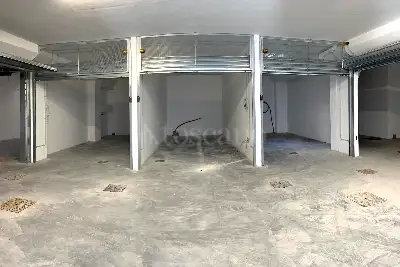 Box in vendita, Via delle Calasanziane, Roma