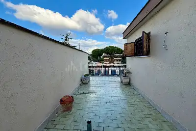 Villino a Schiera in vendita, Via del Fosso dell'Acqua Mariana, Roma