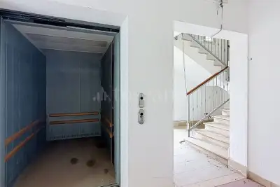 Capannone in vendita, Via Predda Niedda Strada 42, Sassari