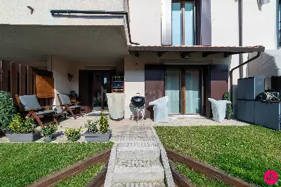 Villino a Schiera in vendita, Via John Fitzgerald Kennedy, Roveredo in Piano