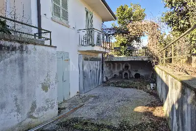 Villa in vendita, Via Rossini, Montirone