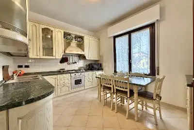 Villa in vendita, Via IV Novembre, Ponti sul Mincio