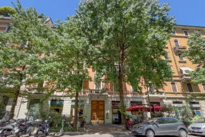 Casa in vendita, Via Correggio, Milano