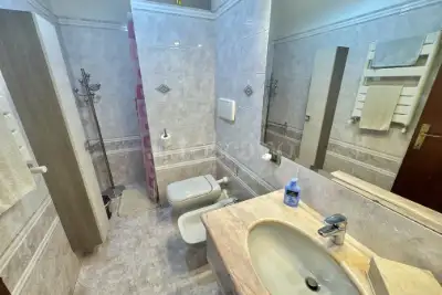Casa in vendita, Viale dei Caduti per la Resistenza, Roma
