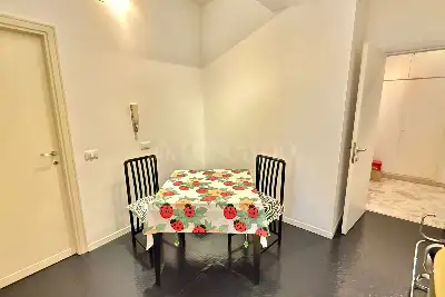 Casa in vendita, via Castiglione d'orcia , Roma