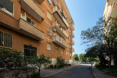 Casa in vendita, Via Lorenzo il Magnifico, Roma