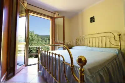 Villa in vendita, Loc. La Casa, Vernio