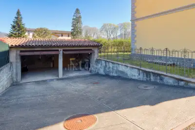 Villa Bifamiliare in vendita, Via della Repubblica, Bisuschio