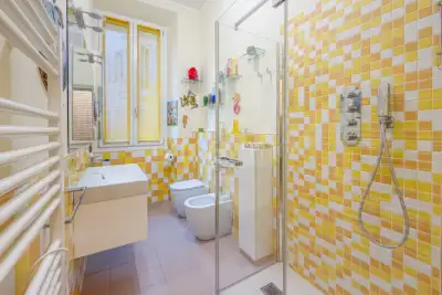 Casa in vendita, Via Rodolfo Farneti, Milano