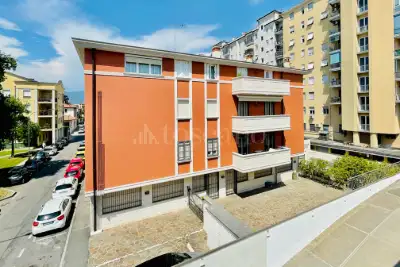 Ufficio in vendita, Via Cabrini, Brescia