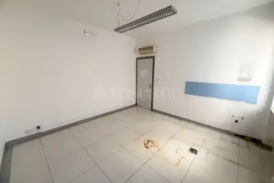 Negozio in affitto, Via Gian Carlo Camozzini, Verona