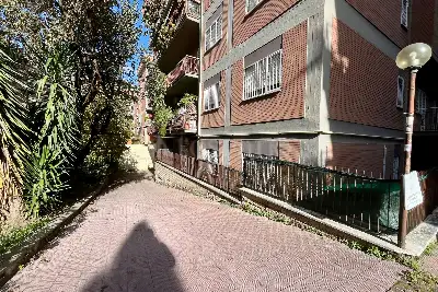 Box in affitto, Via Policarpo Petrocchi, Roma