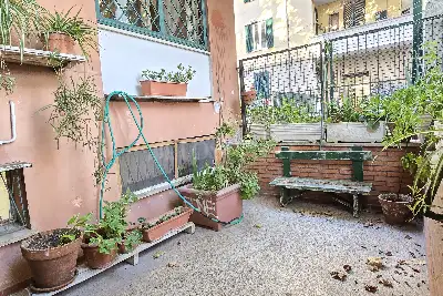 Casa in vendita, Via Costantino, Roma