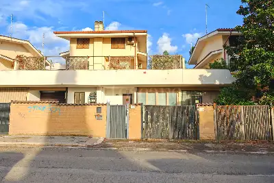 Casa in vendita, Via Euripide, Roma