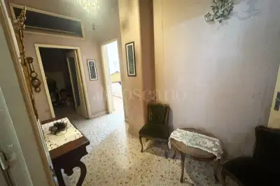 Casa in vendita, Via Monserrato, Catania