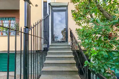 Villa Bifamiliare in vendita, Via Dei Sagredo, Milano