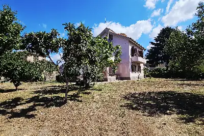 Villa in vendita, Via Novara, Ardea