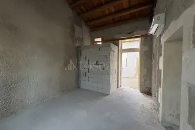 Palazzo in vendita, Via Caltanissetta, Siracusa