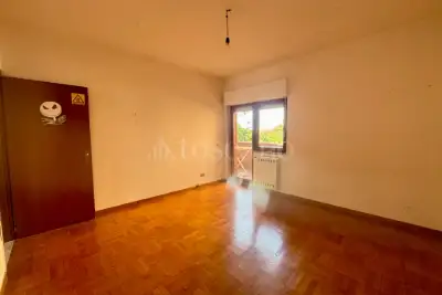 Casa in vendita, Via Fermo Corni, Roma