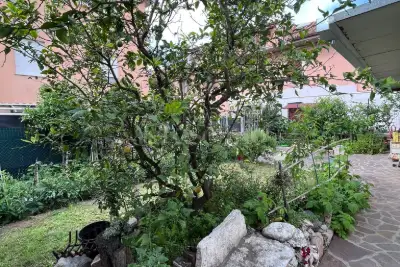 Casa Indipendente in vendita, Via Carlo Maria Rosini, Roma