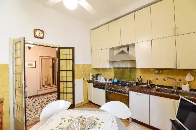 Casa in vendita, Via Lega Insurrezionale, Como