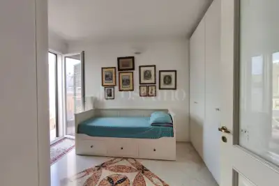 Casa Indipendente in vendita, Via Barletta, Brindisi