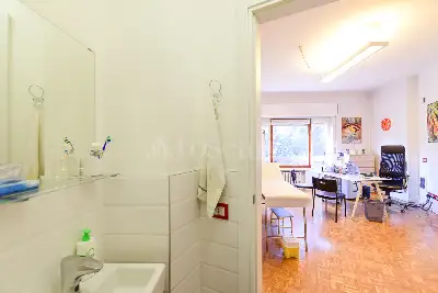 Ufficio in affitto, Viale Madonna, Cantù