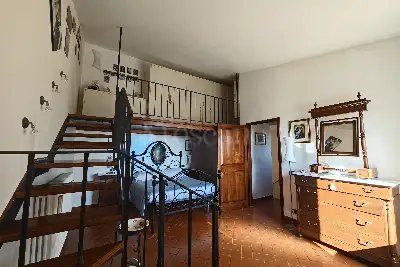 Casale in vendita, Strada di  Barigiano, Sovicille